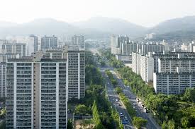 부동산 대폭락 신호탄과 금리 인상의 관계 차트